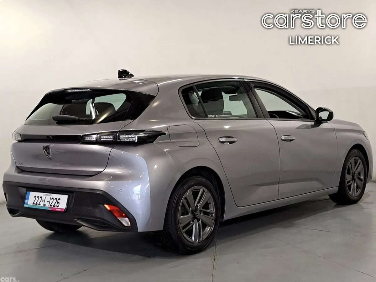 Peugeot 308 Hatchback, Petrol, 2022, Grey