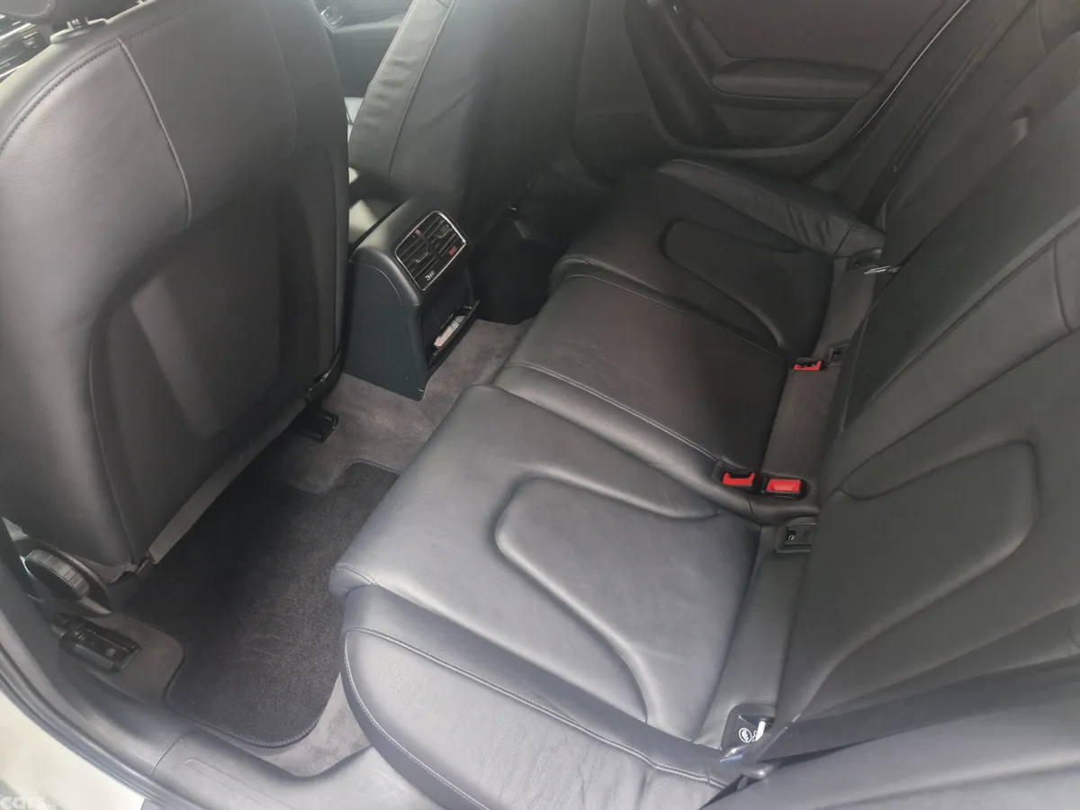 Audi A4 Saloon, Diesel, 2015, White