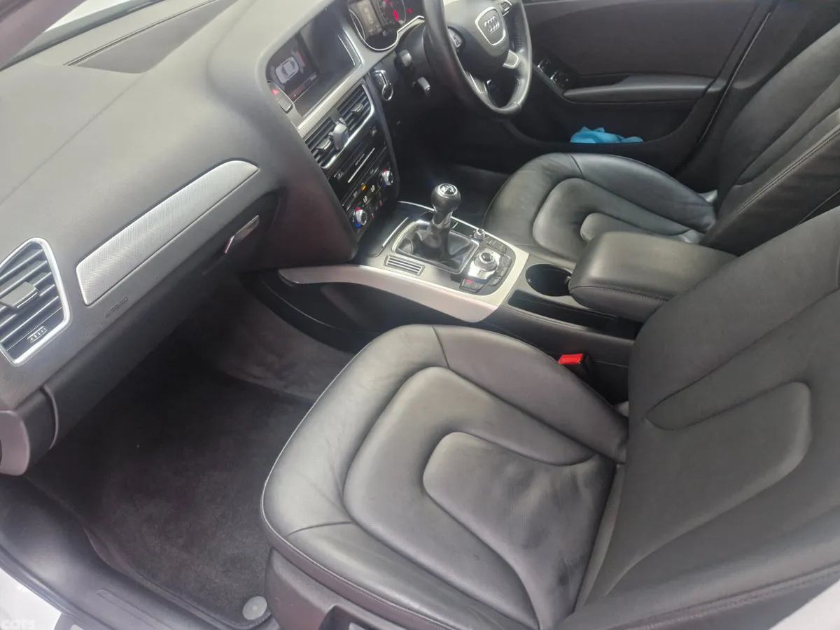 Audi A4 Saloon, Diesel, 2015, White