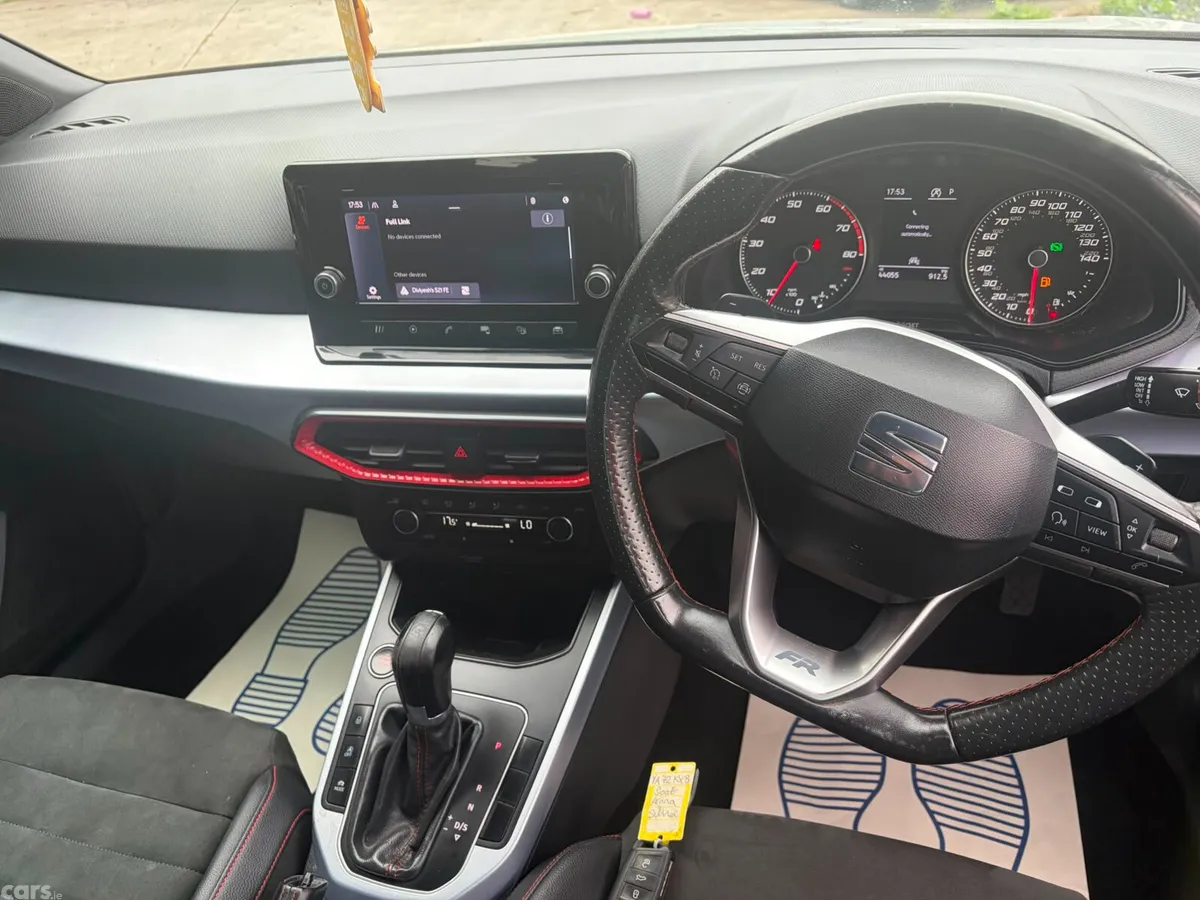 SEAT Arona SUV, Petrol, 2023, Silver