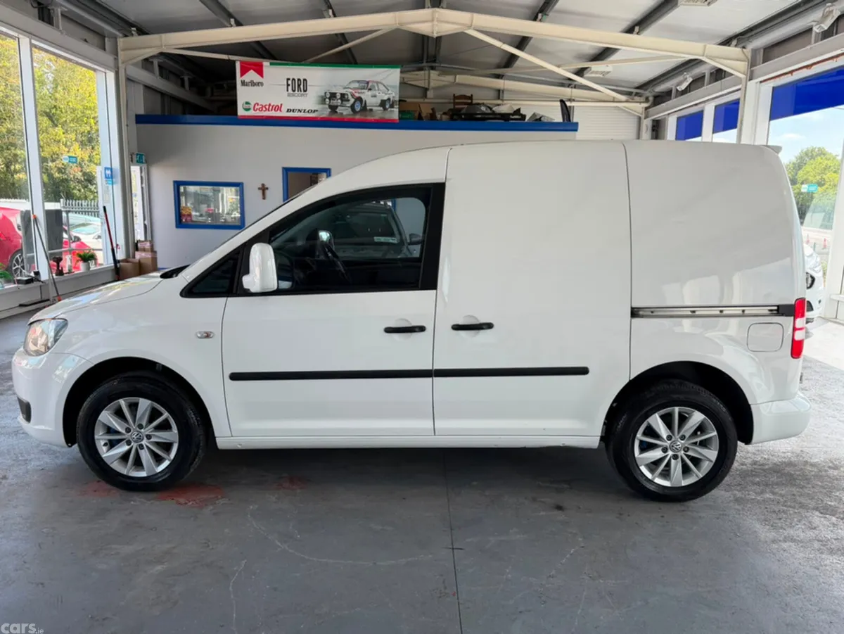 Volkswagen Caddy Van, Diesel, 2015, White