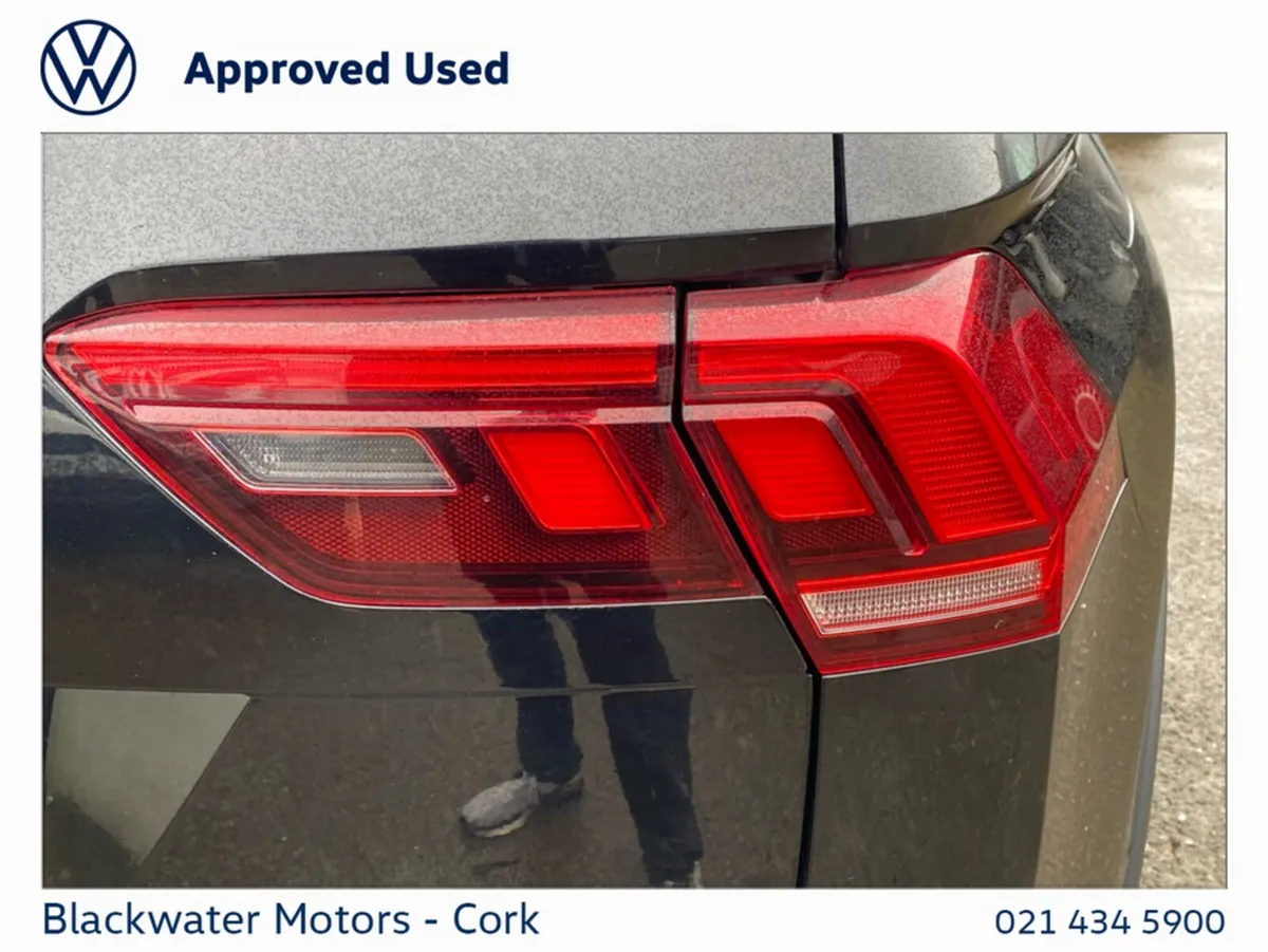 Volkswagen Tiguan Hatchback, Diesel, 2023, Black
