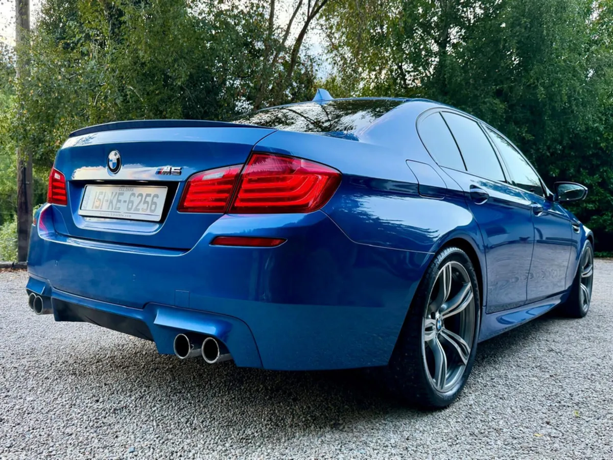 BMW M5 Saloon, Petrol, 2015, Blue