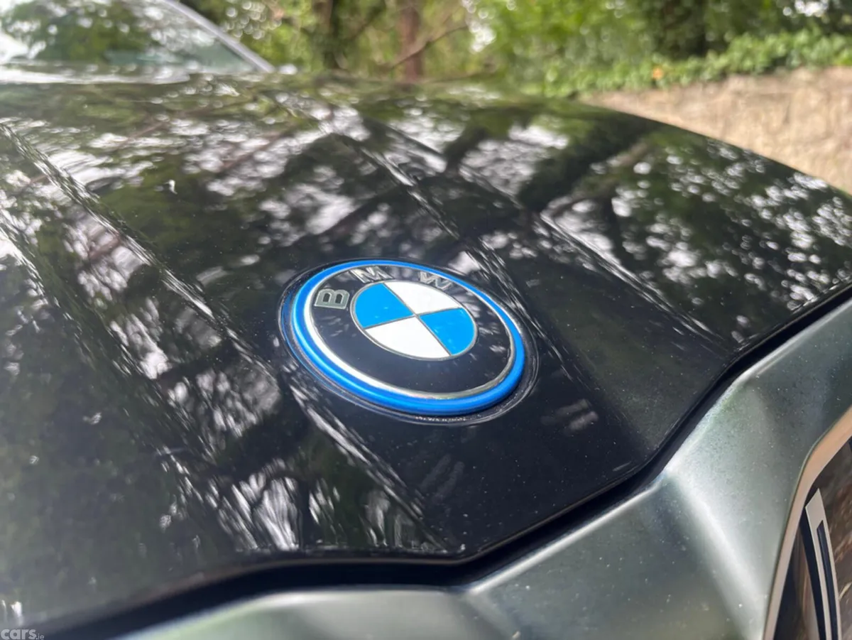 BMW 5-Series Saloon, Petrol Plug-in Hybrid, 2024, Black