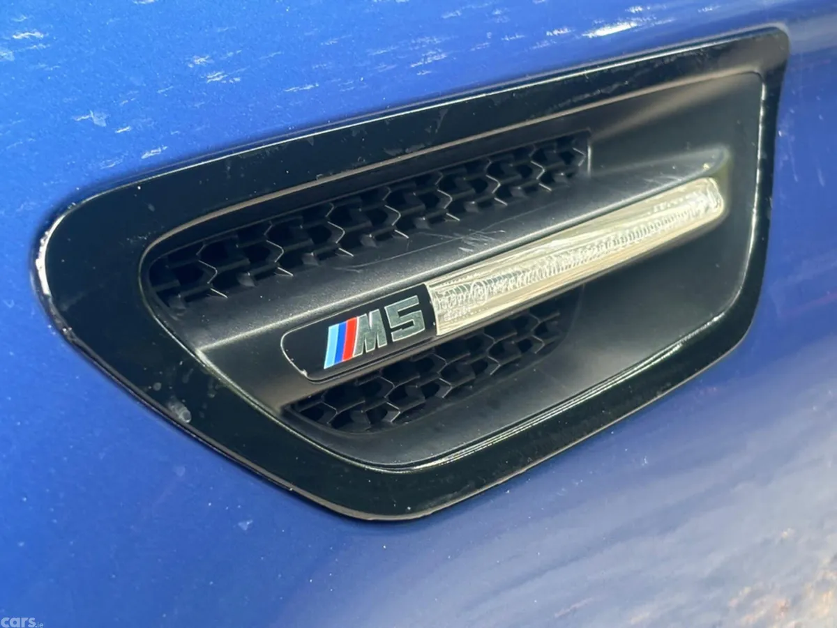 BMW M5 Saloon, Petrol, 2015, Blue