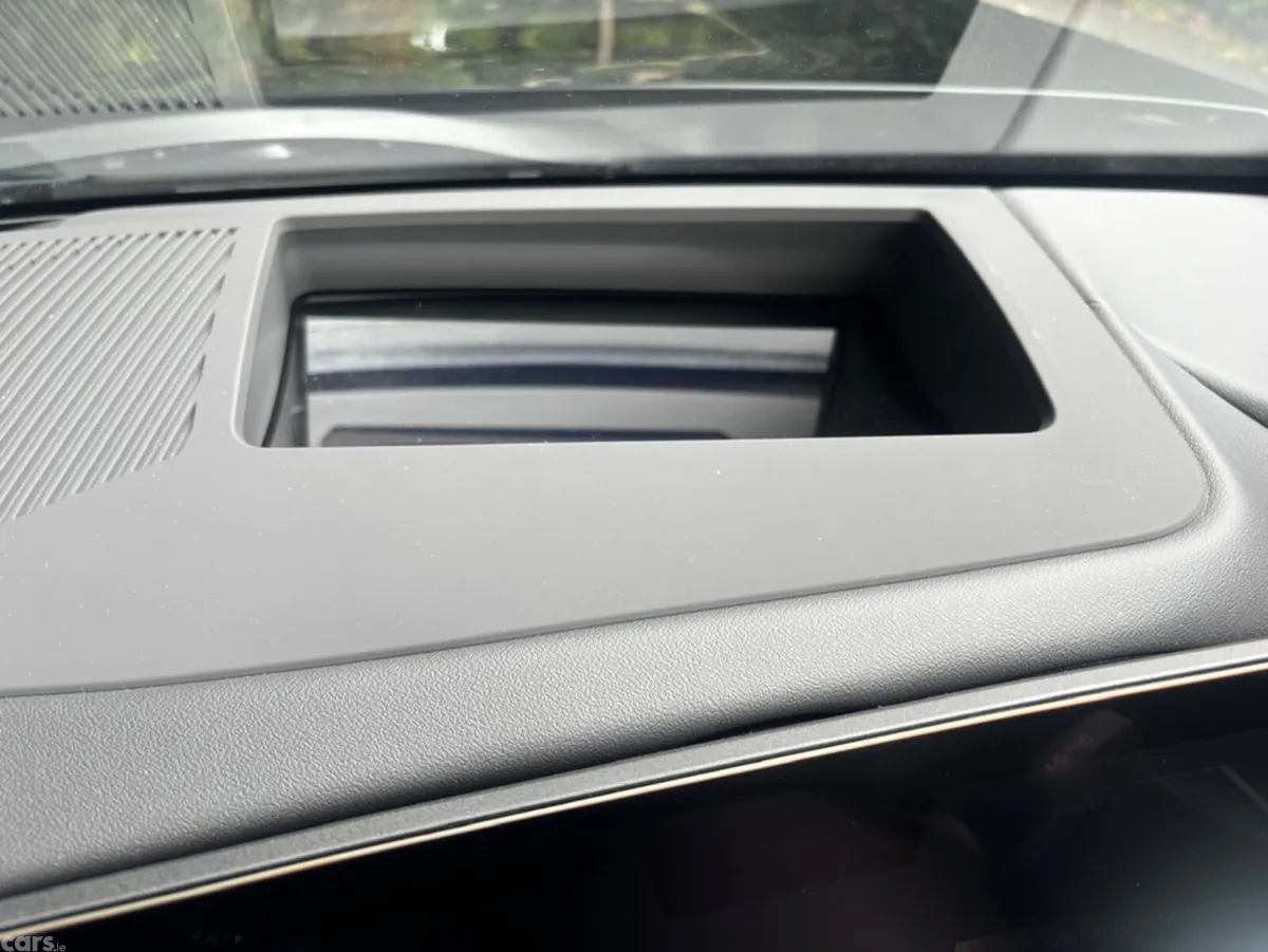 BMW 5-Series Saloon, Petrol Plug-in Hybrid, 2024, Black