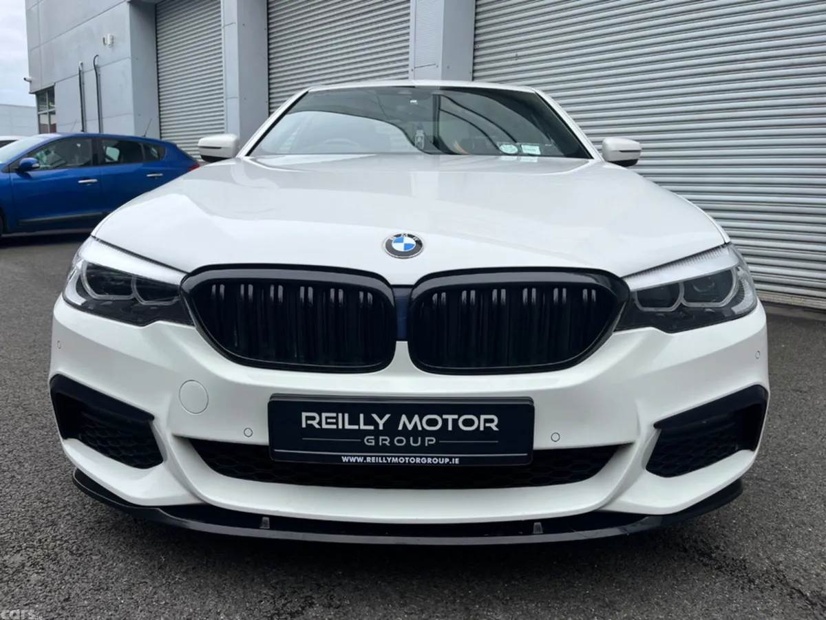BMW 5-Series Saloon, Petrol Plug-in Hybrid, 2020, White