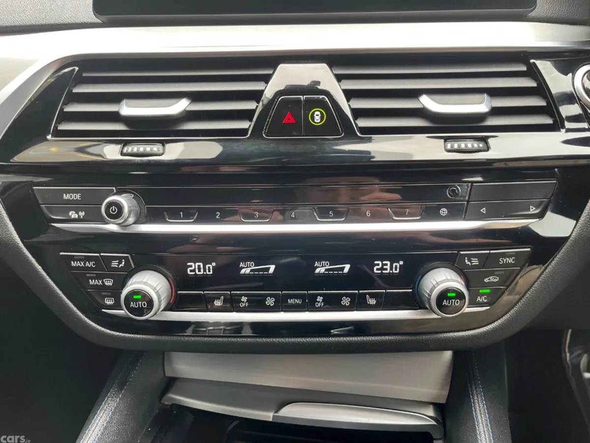 BMW 5-Series Saloon, Petrol Plug-in Hybrid, 2020, White