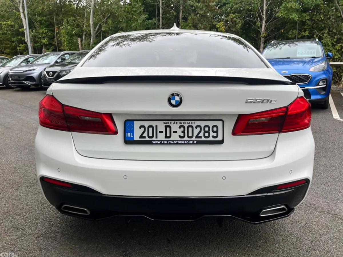 BMW 5-Series Saloon, Petrol Plug-in Hybrid, 2020, White