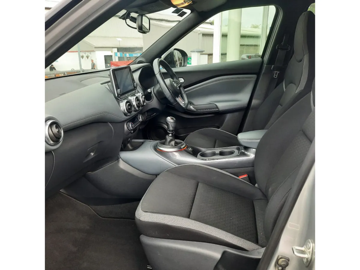 Nissan Juke MPV, Petrol, 2020, Grey