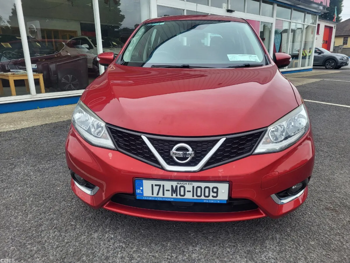 Nissan Pulsar Hatchback, Diesel, 2017, Red