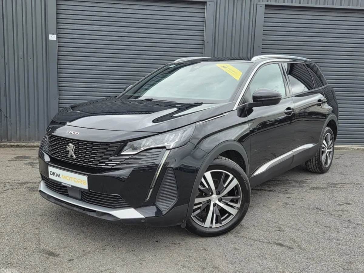 Peugeot 5008 MPV, Diesel, 2024, Black