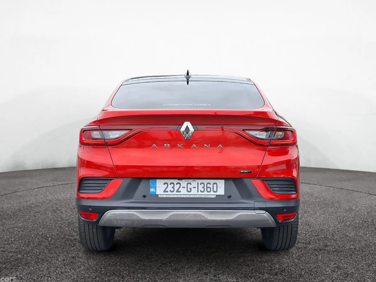 Renault Arkana Hatchback, Petrol, 2023, Red