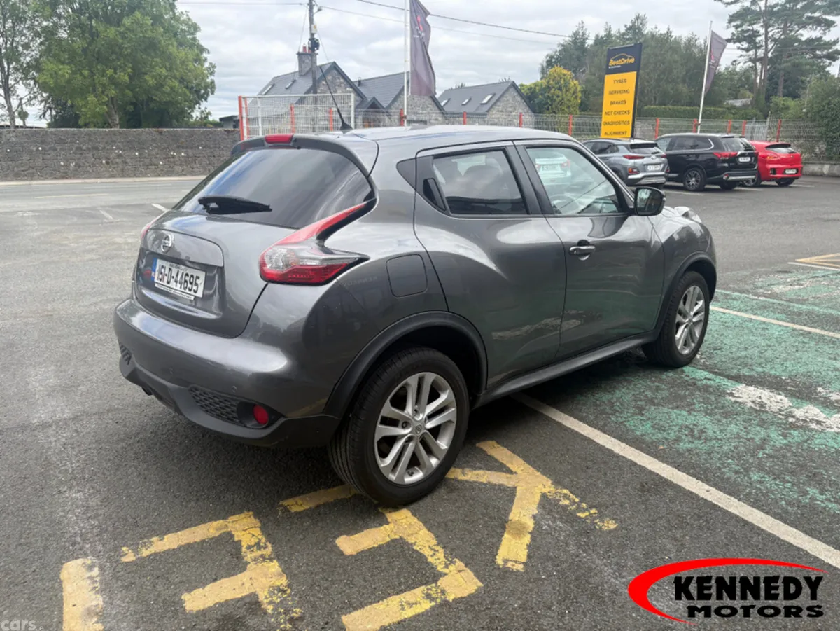 Nissan Juke Hatchback, Petrol, 2015, Grey