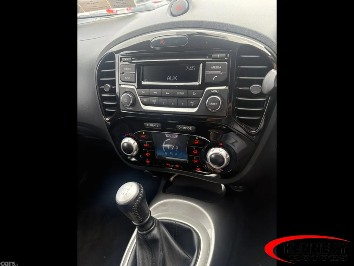 Nissan Juke Hatchback, Petrol, 2015, Grey