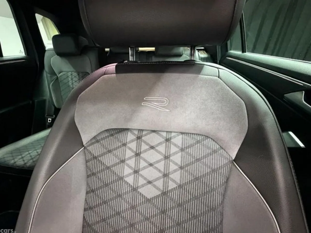 Volkswagen Tiguan SUV, Petrol Plug-in Hybrid, 2023, Grey
