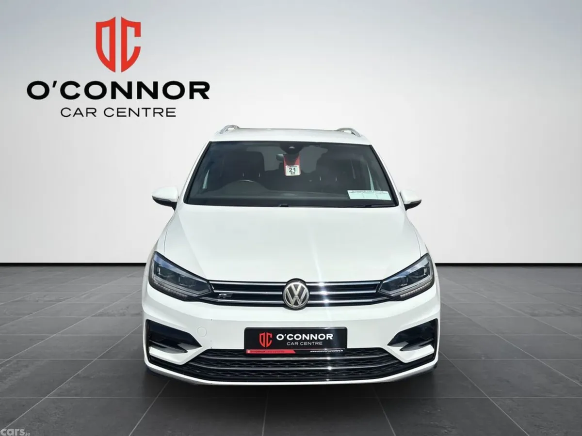 Volkswagen Touran Estate, Petrol, 2017, White