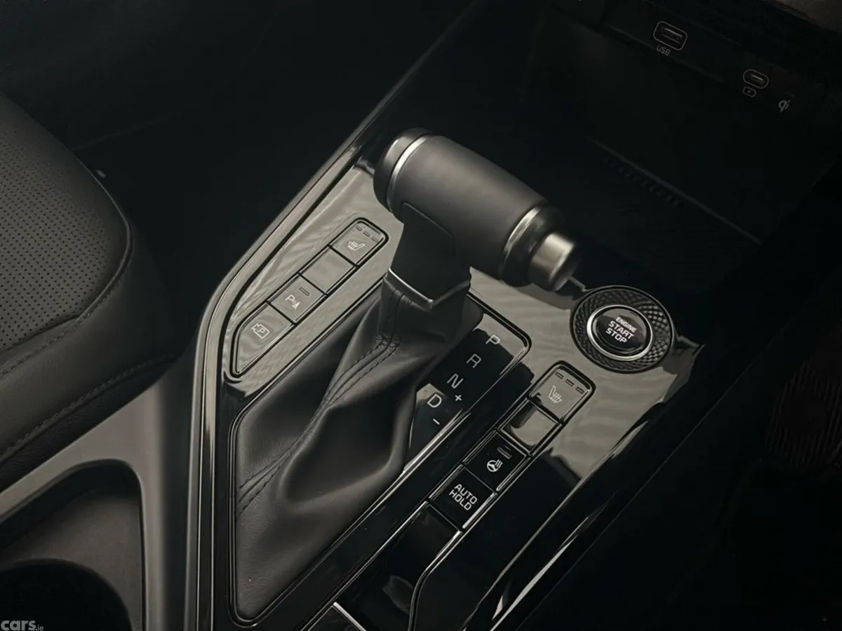 Kia Niro Hatchback, Petrol Plug-in Hybrid, 2025, Blue