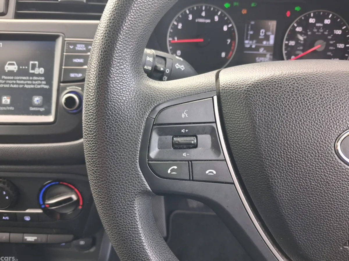 Hyundai i20 Hatchback, Petrol, 2019, Blue