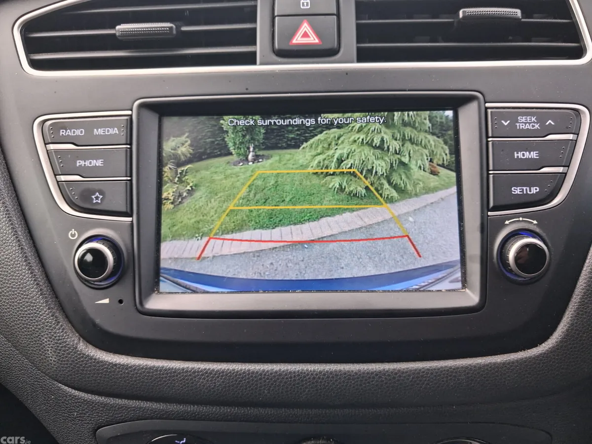 Hyundai i20 Hatchback, Petrol, 2019, Blue