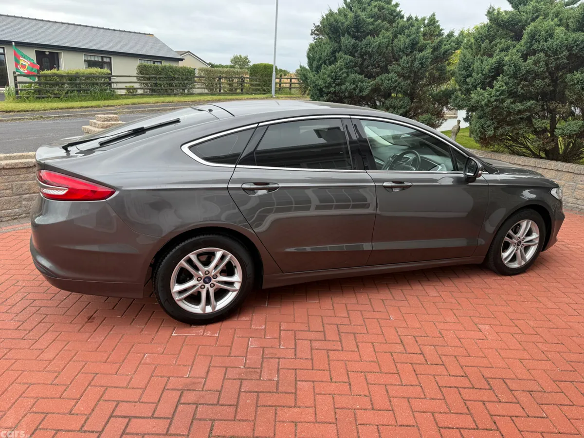 Ford Mondeo Hatchback, Diesel, 2020, Grey