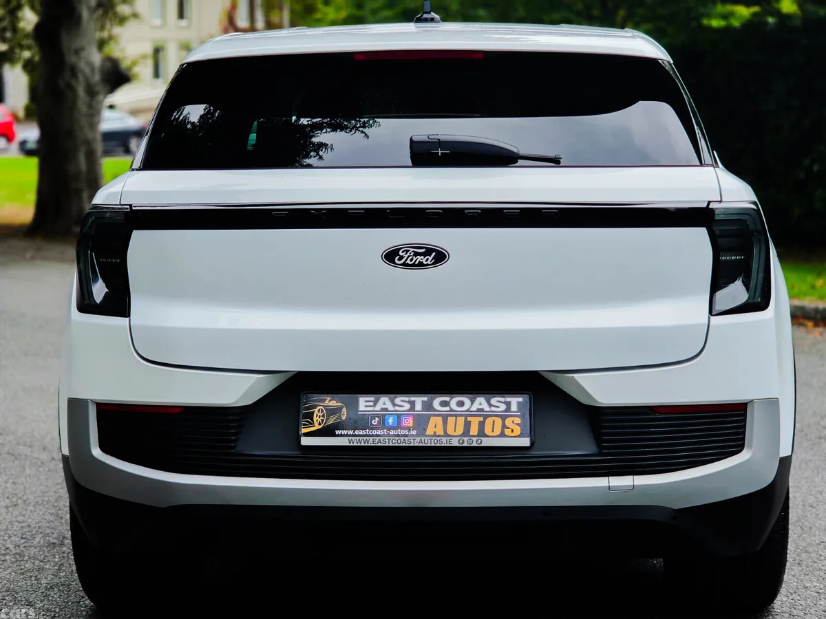 Ford Explorer SUV, Electric, 2024, White