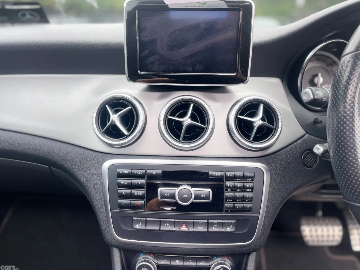 Mercedes-Benz CLA Coupe, Petrol, 2014, White