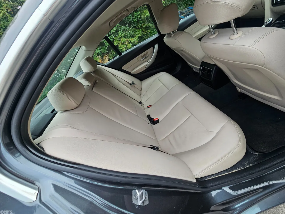 BMW 3-Series Saloon, Diesel, 2016, Grey