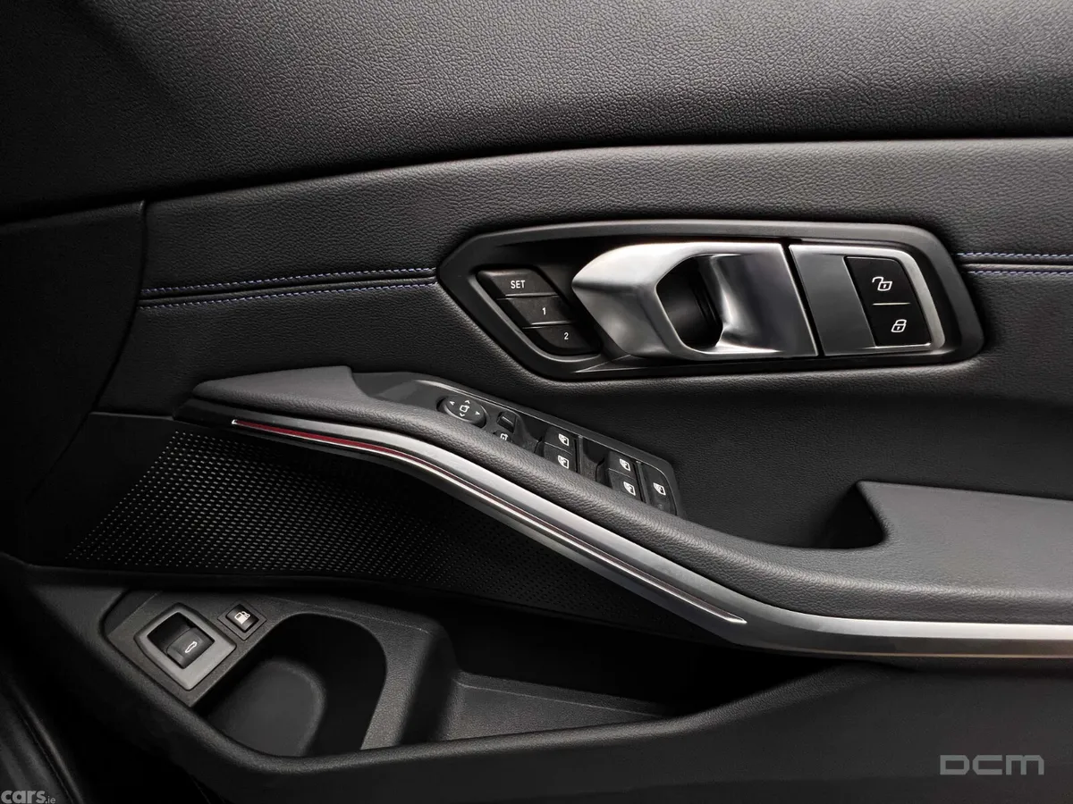 BMW 3-Series Saloon, Petrol Plug-in Hybrid, 2021, Black