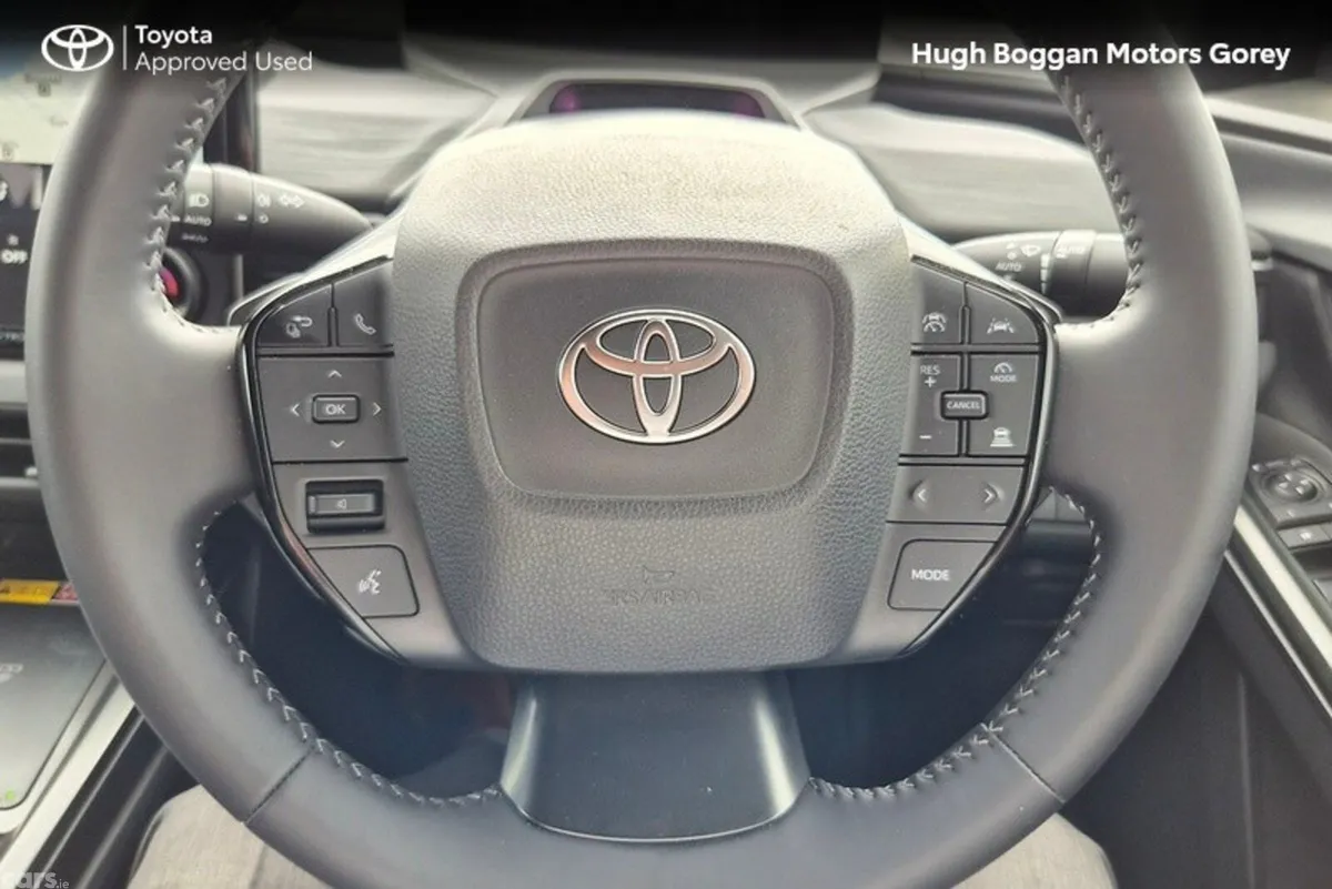 Toyota C-HR Estate, Electric, 2026, Green