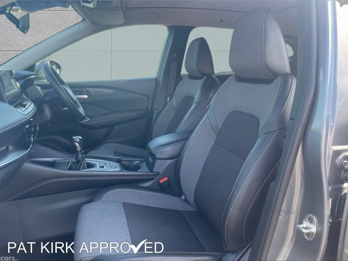 Nissan Qashqai Hatchback, Petrol, 2024, Grey