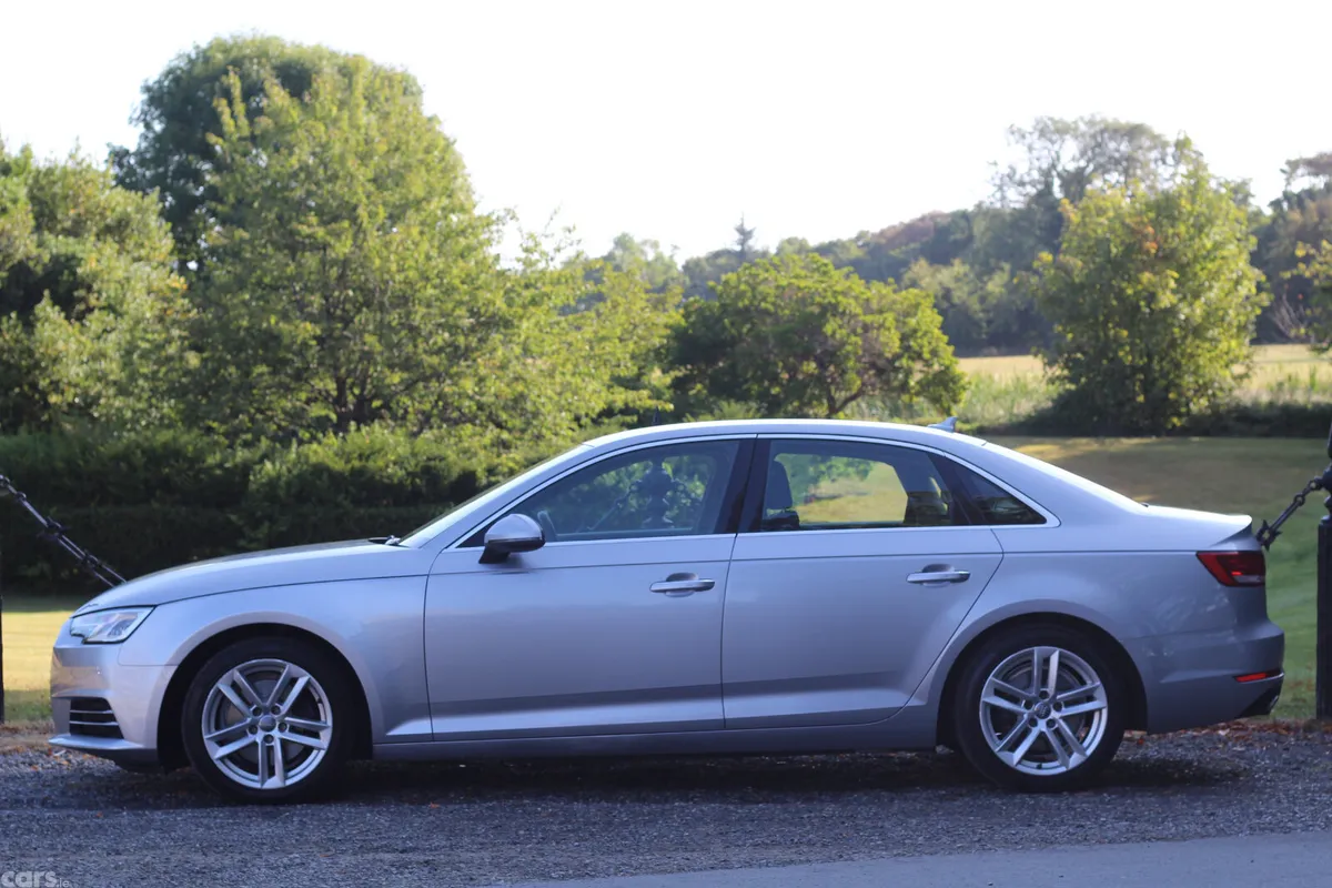 Audi A4 Saloon, Diesel, 2016, Silver