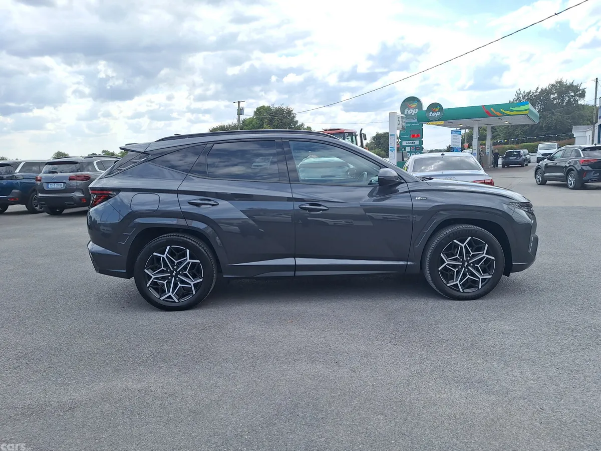 Hyundai Tucson SUV, Petrol Plug-in Hybrid, 2023, Grey