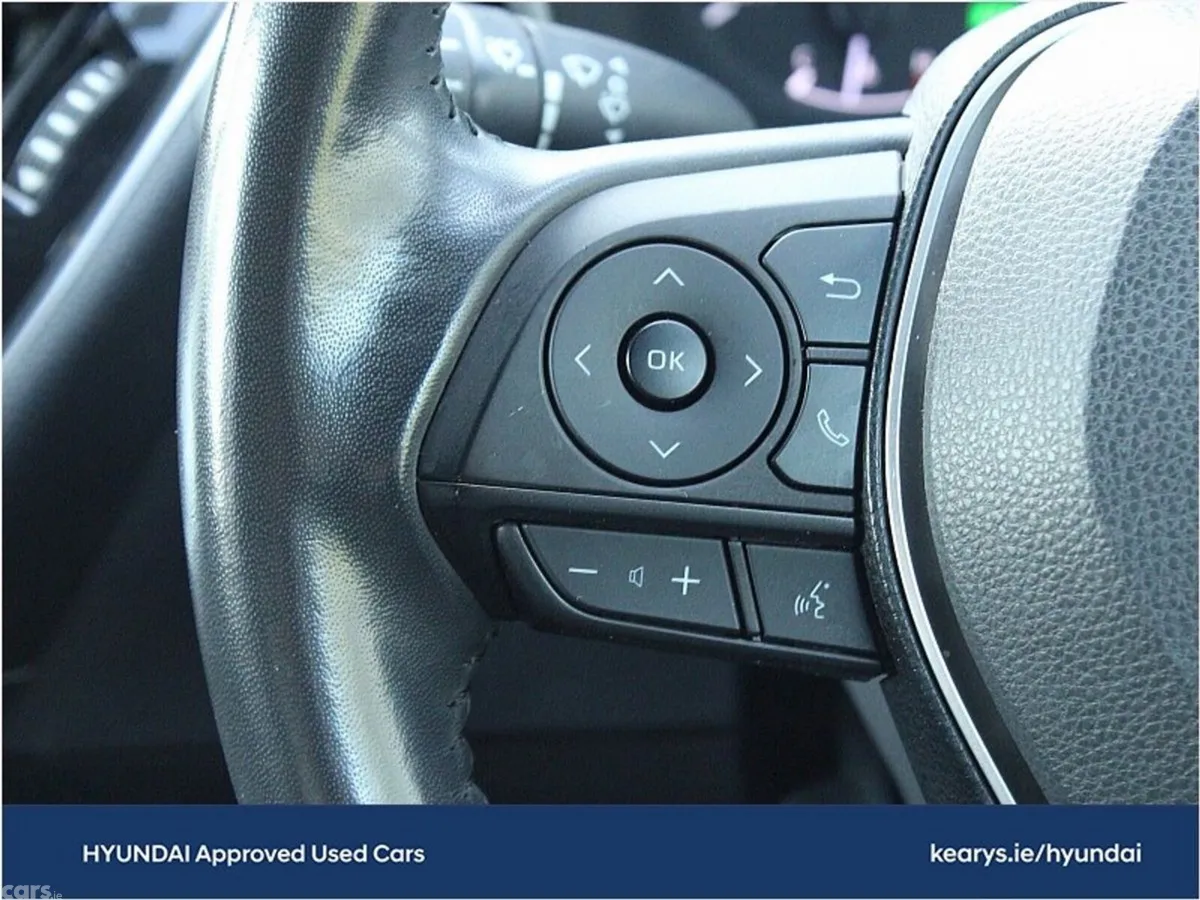 Toyota Corolla Hatchback, Petrol Hybrid, 2019, Silver