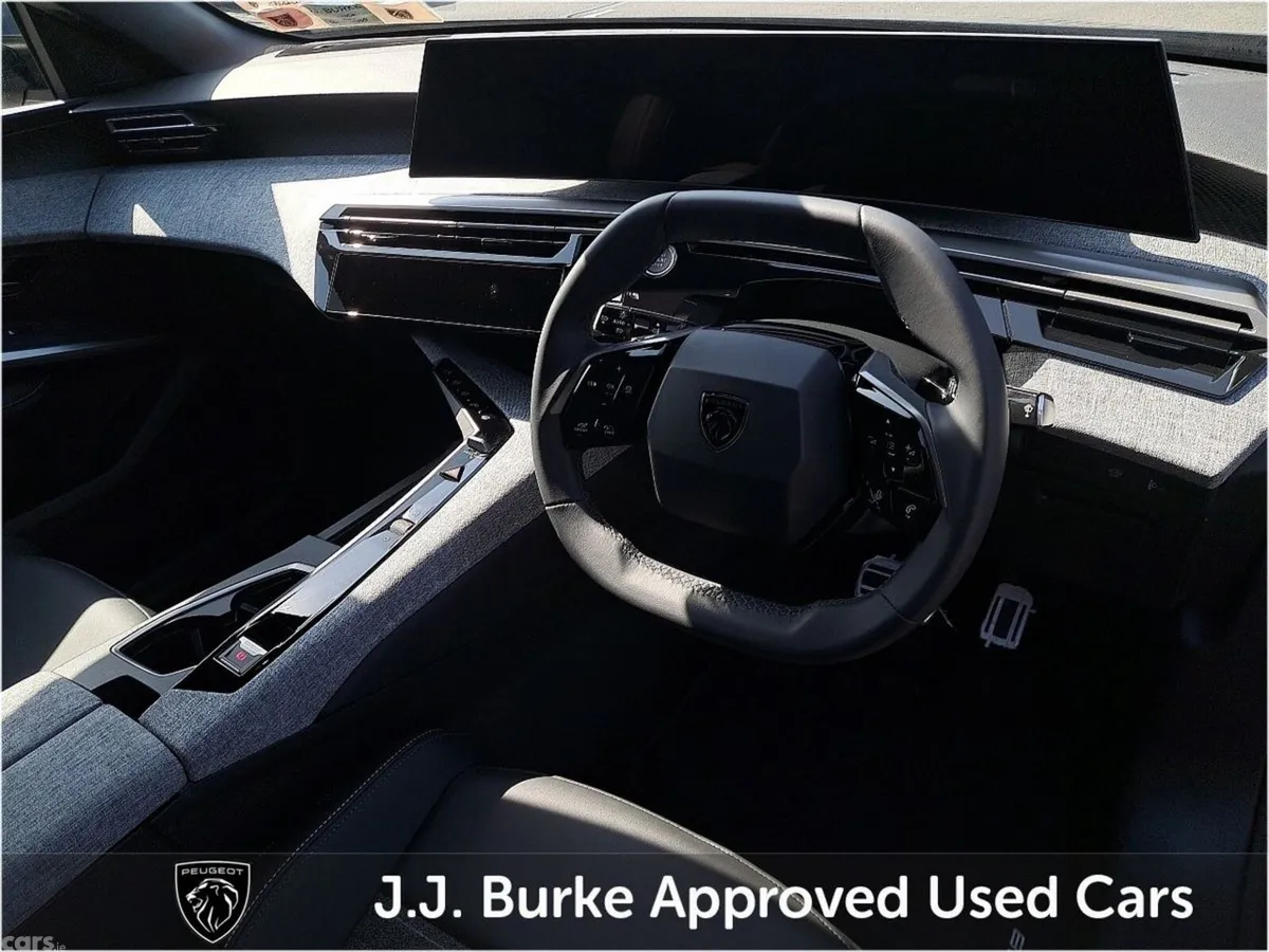 Peugeot 3008 SUV, Electric, 2026, Grey