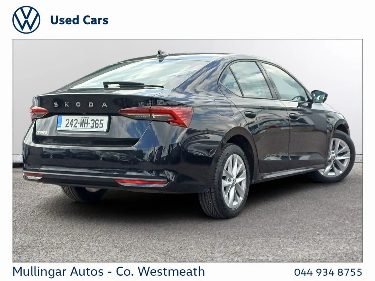 Skoda Octavia Saloon, Diesel, 2024, Black