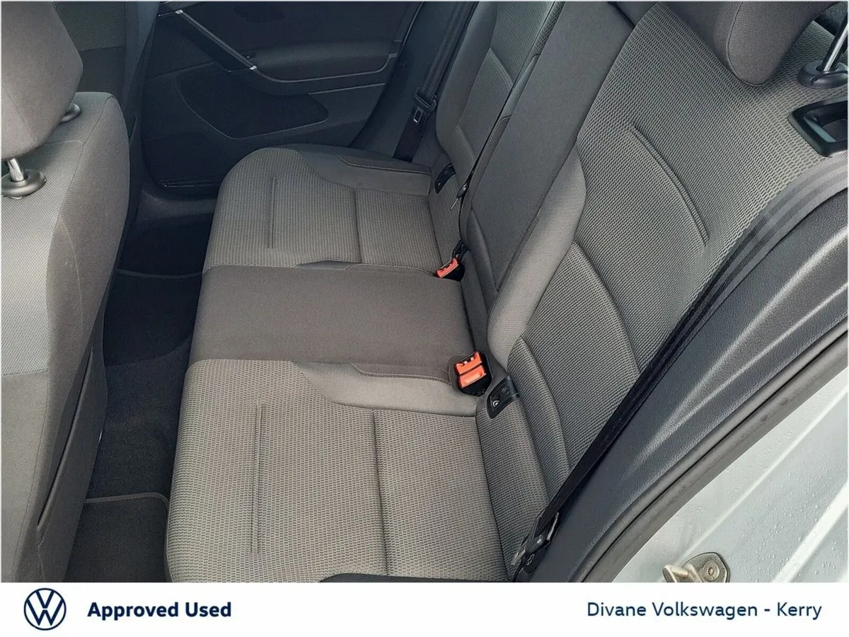 Volkswagen Golf Hatchback, Diesel, 2019, Silver