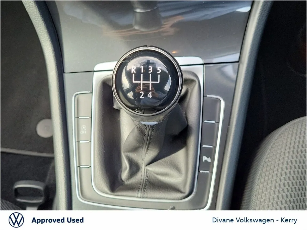 Volkswagen Golf Hatchback, Diesel, 2019, Silver