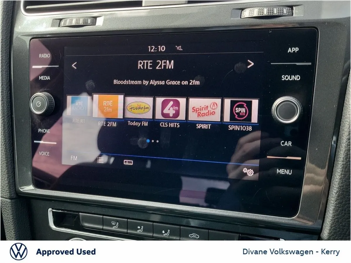 Volkswagen Golf Hatchback, Diesel, 2019, Silver