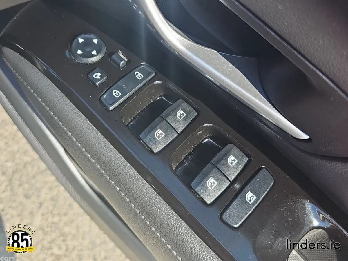 Hyundai Tucson SUV, Petrol Plug-in Hybrid, 2024, Blue