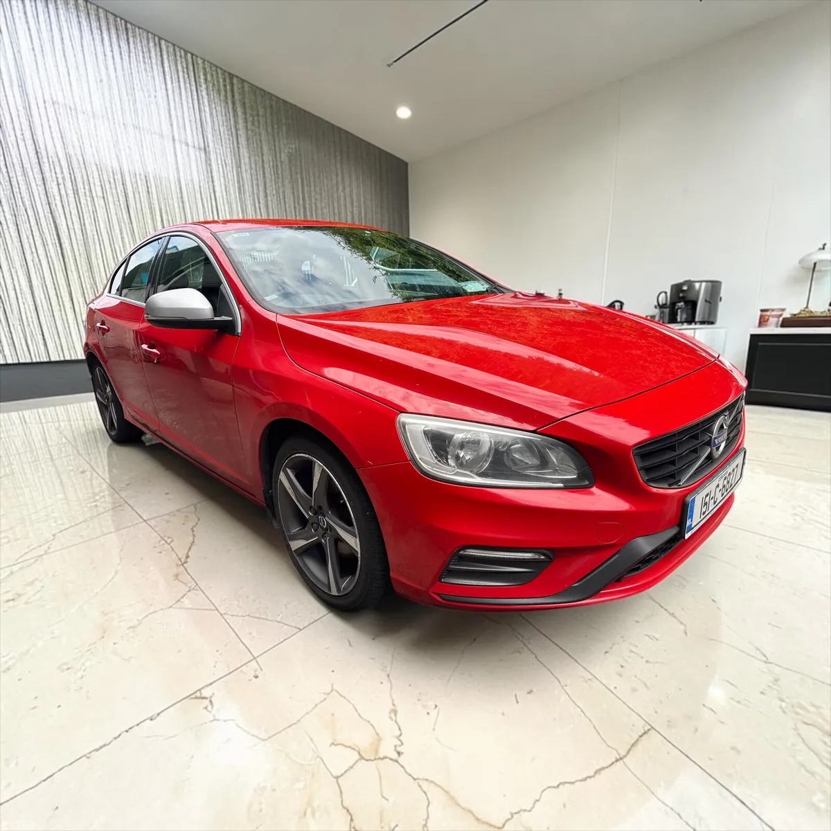 Volvo S60 Saloon, Diesel, 2015, Red