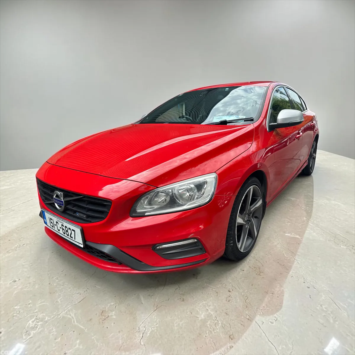 Volvo S60 Saloon, Diesel, 2015, Red