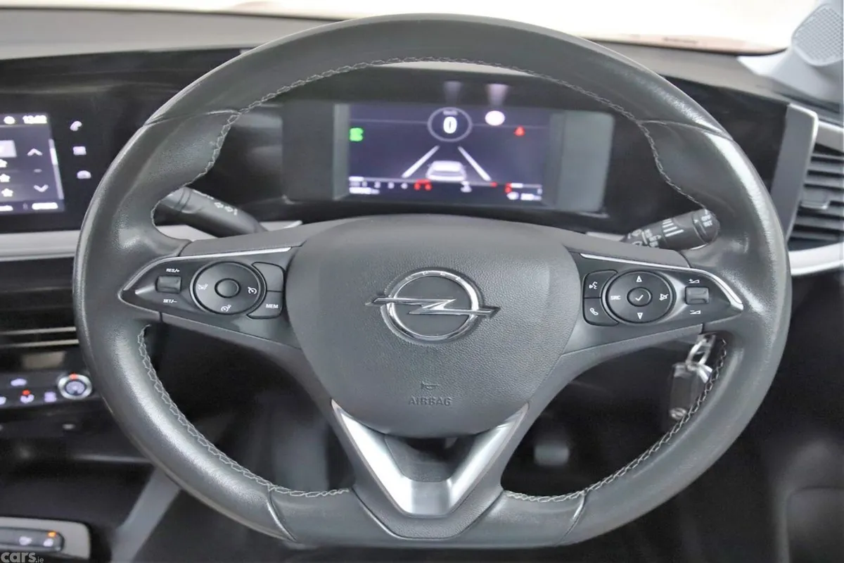 Opel Mokka SUV, Diesel, 2022, Red