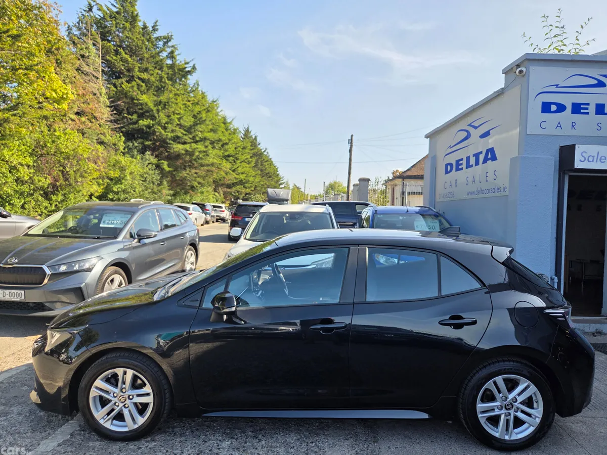Toyota Corolla Hatchback, Petrol Hybrid, 2022, Black
