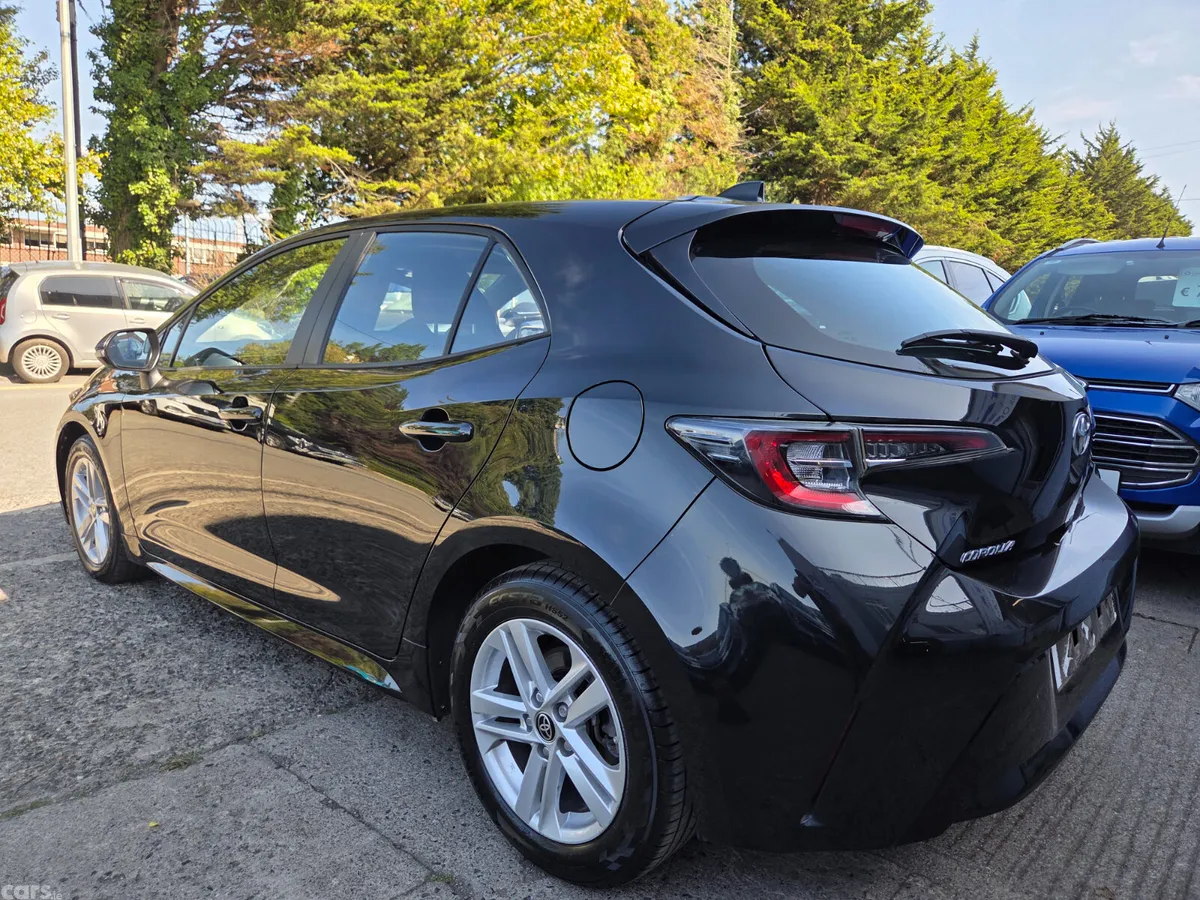 Toyota Corolla Hatchback, Petrol Hybrid, 2022, Black