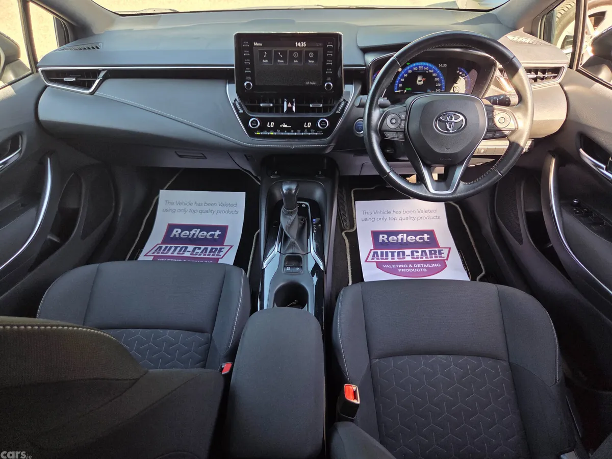 Toyota Corolla Hatchback, Petrol Hybrid, 2022, Black