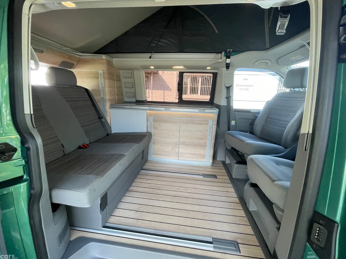 Volkswagen California Motor Caravan, Diesel, 2022, Green