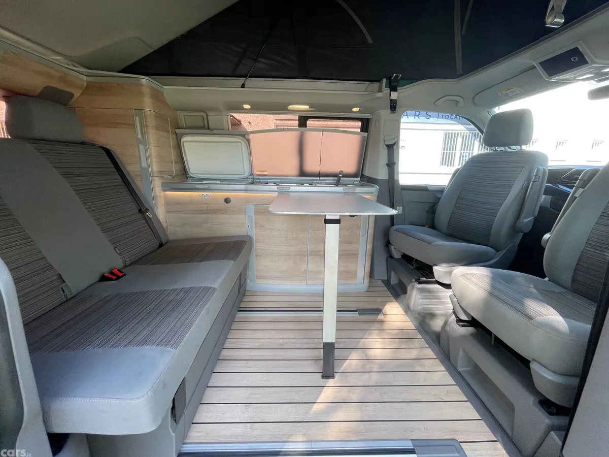 Volkswagen California Motor Caravan, Diesel, 2022, Green