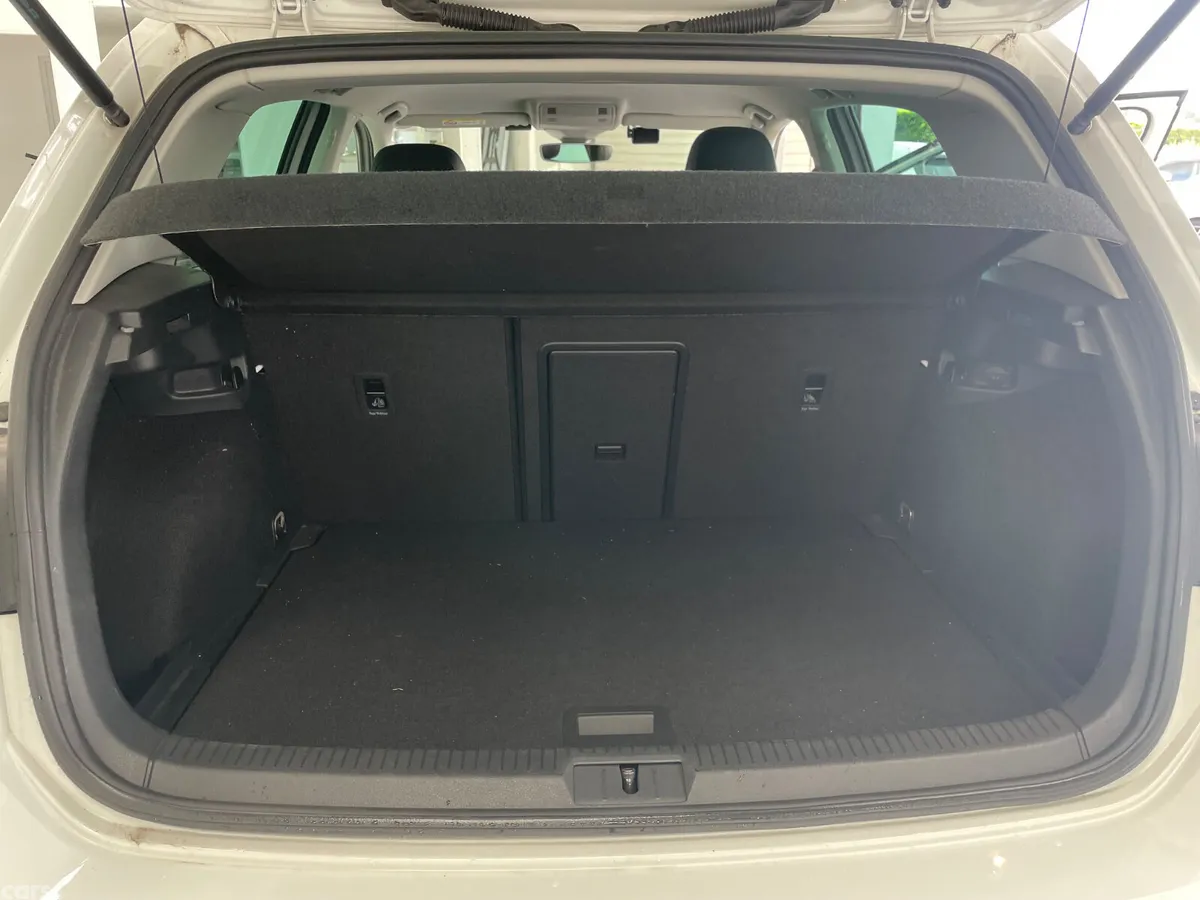 Volkswagen Golf Hatchback, Diesel, 2020, White
