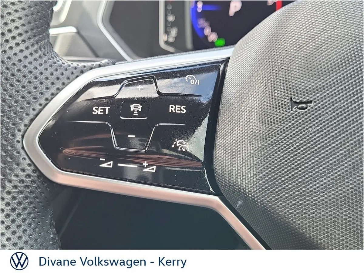 Volkswagen Tiguan SUV, Diesel, 2023, Silver